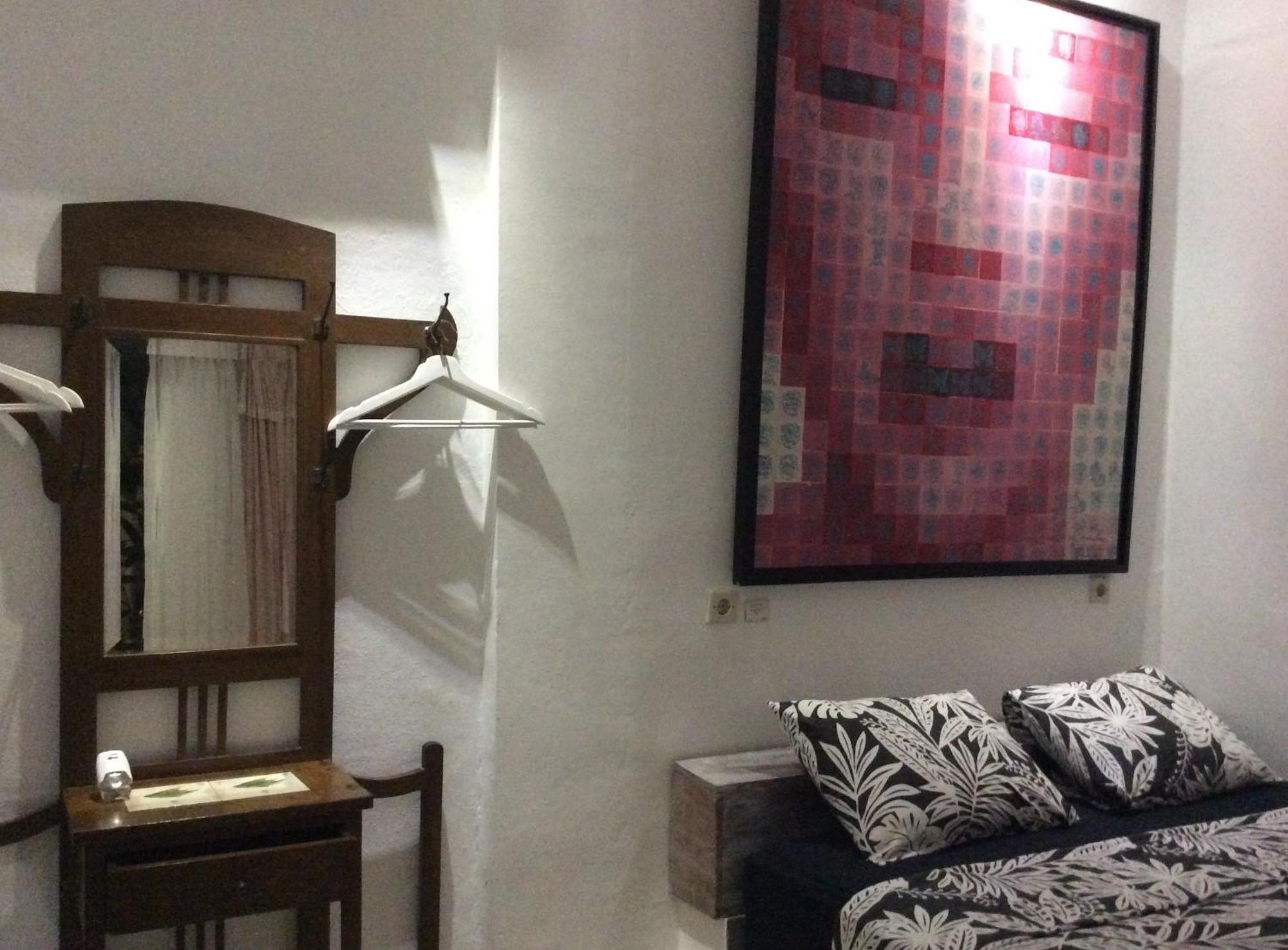 The Patio Yogya Homestay *